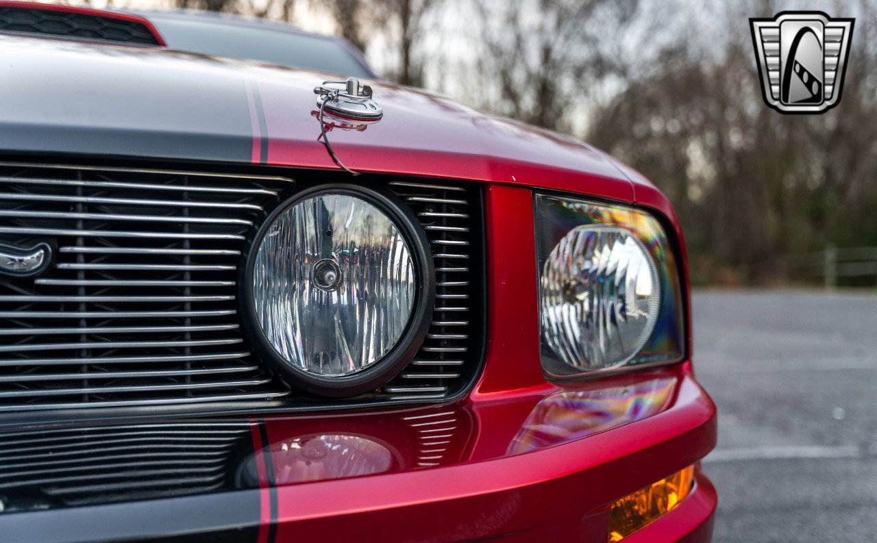 Used 2007 Ford Mustang GT image 14
