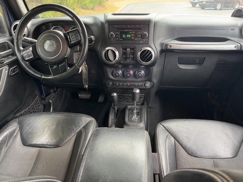 Used 2013 Jeep Wrangler Unlimited Sport image 11