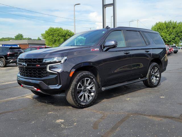 Used 2024 Chevrolet Tahoe Z71 w/ Luxury Package AWD/4WD image 4