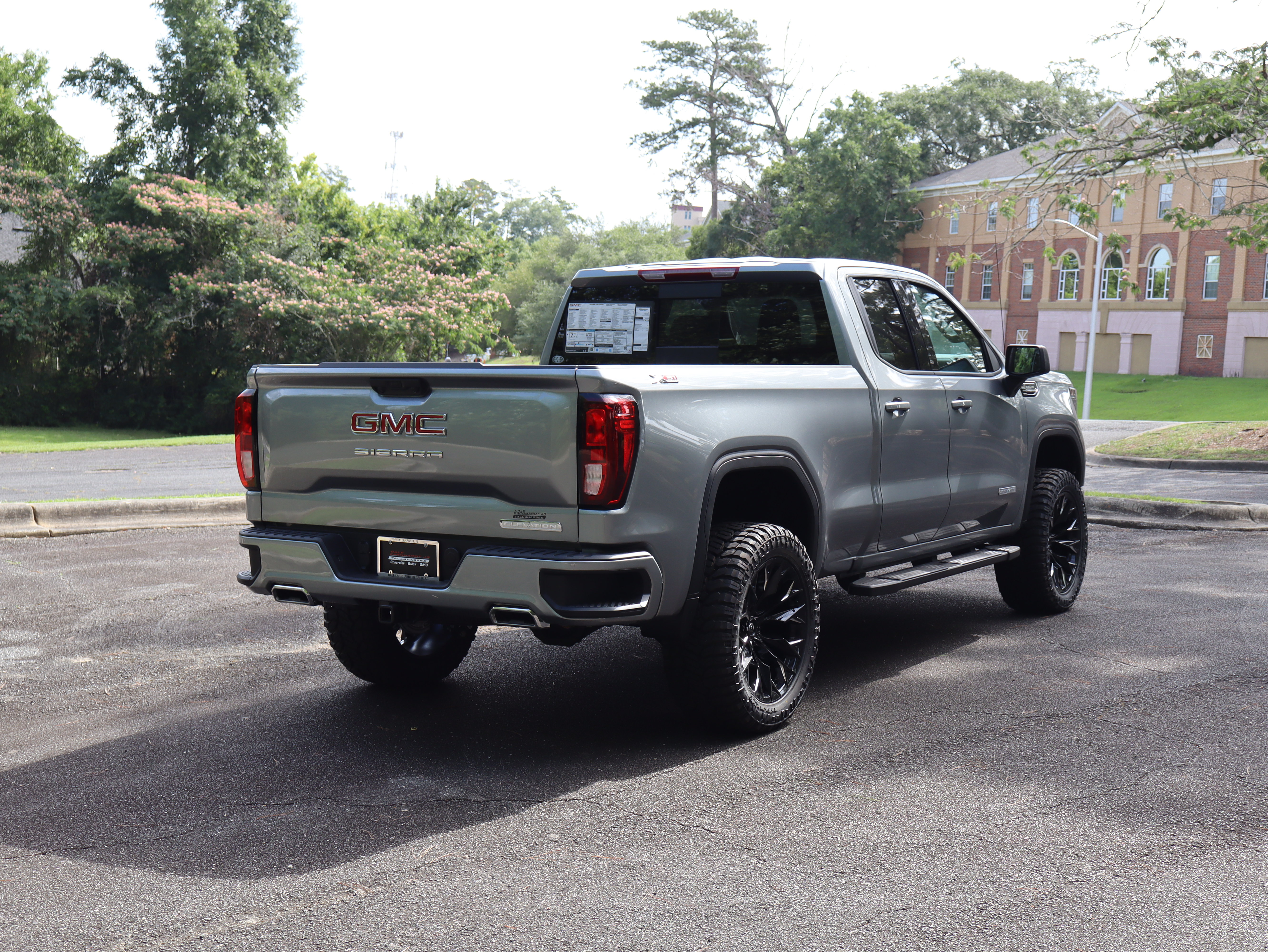New 2026 GMC Sierra 1500 Elevation AWD/4WD image 9