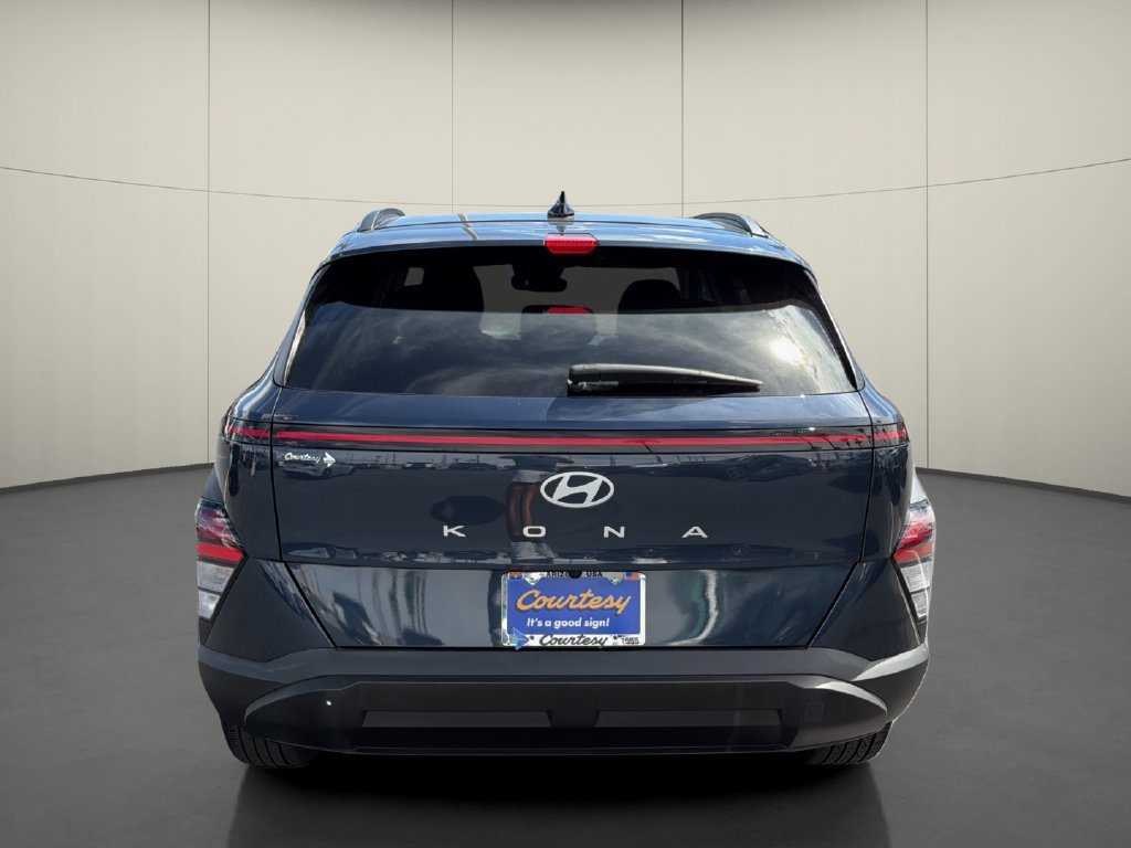Used 2025 Hyundai Kona SEL FWD image 6