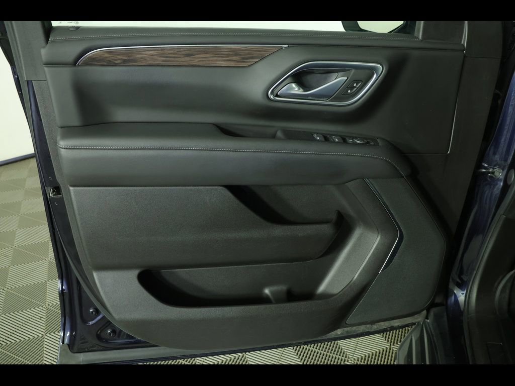 Used 2021 Chevrolet Tahoe LS AWD/4WD image 23