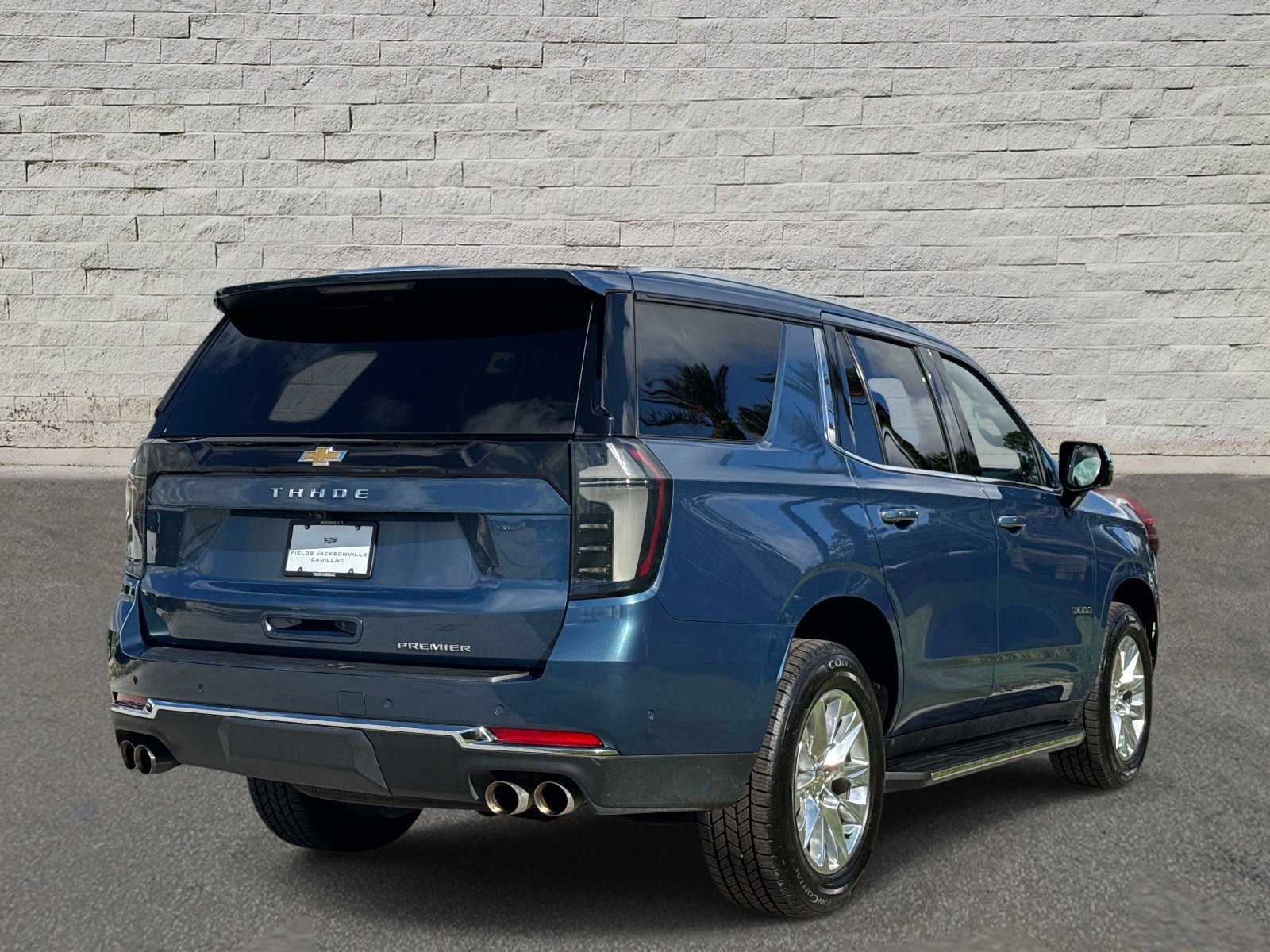 Used 2025 Chevrolet Tahoe Premier RWD image 5