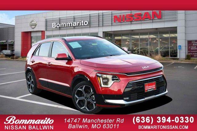 Used 2024 Kia Niro SX Touring