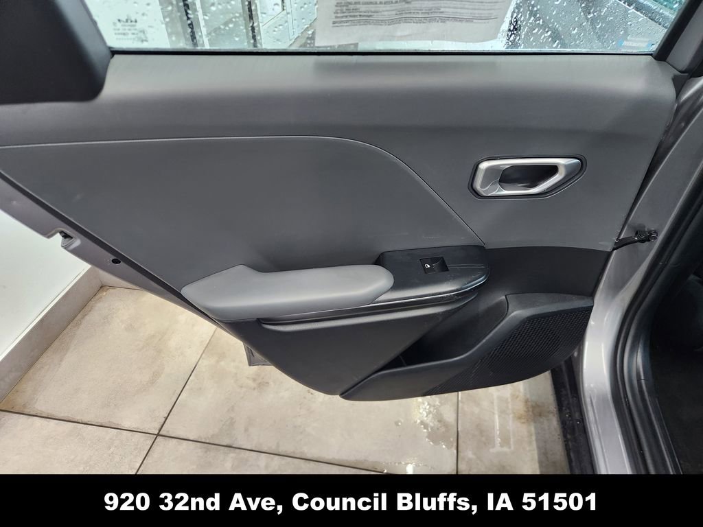 Used 2025 Kia K4 LXS FWD image 13