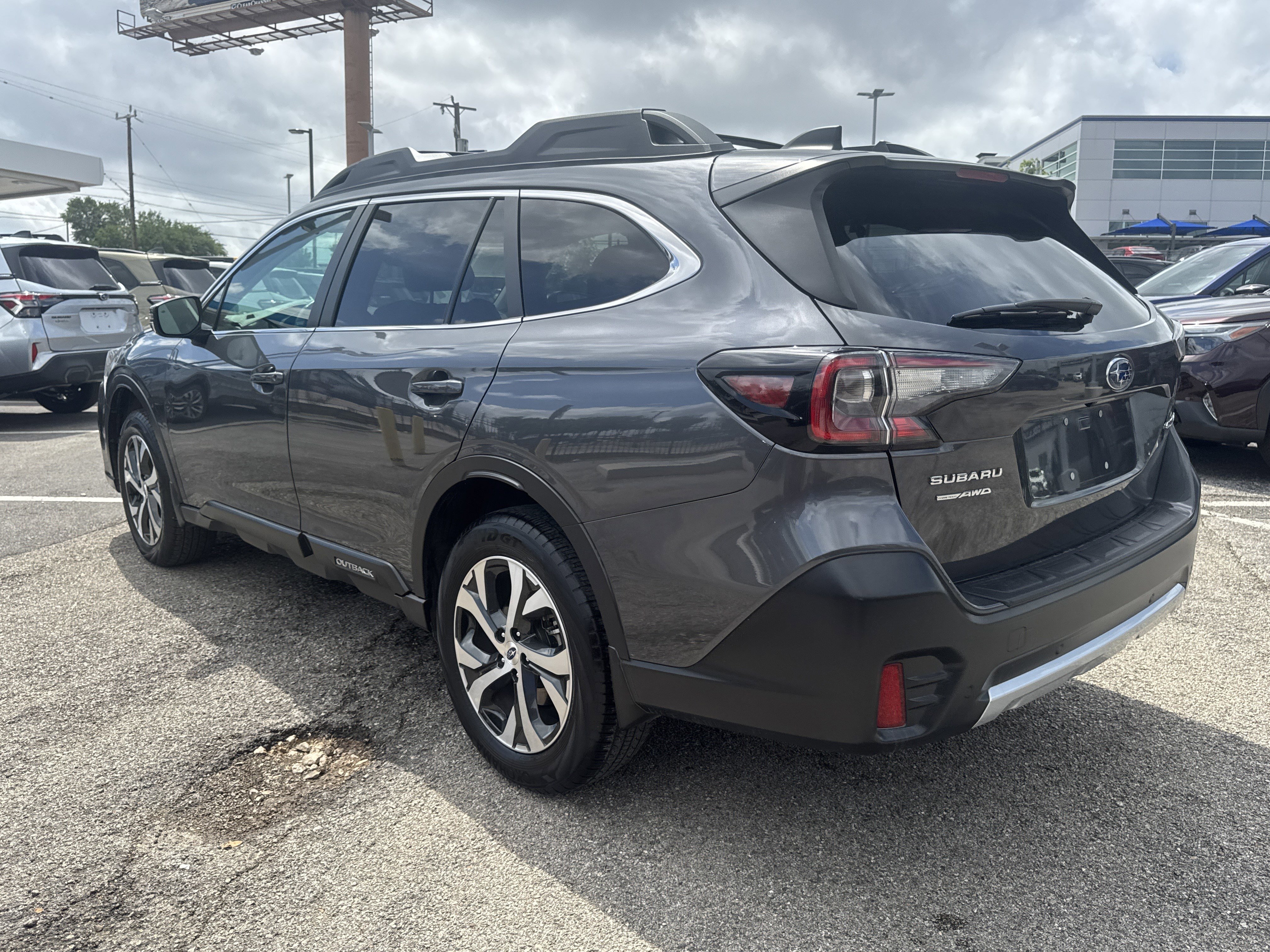 Certified 2021 Subaru Outback Limited w/ Popular Package #2 image 5