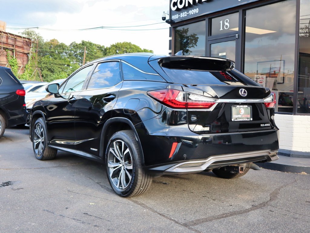 Used 2019 Lexus RX 450h AWD image 4