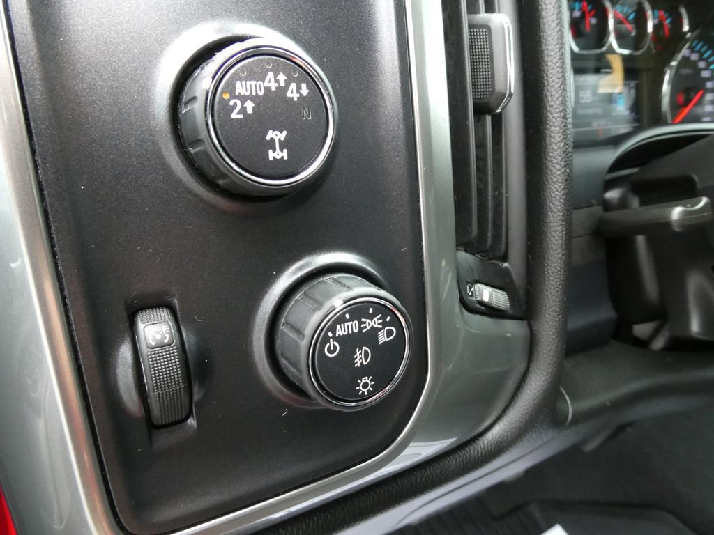 Certified 2018 Chevrolet Silverado 1500 LT w/ All Star Edition AWD/4WD image 25