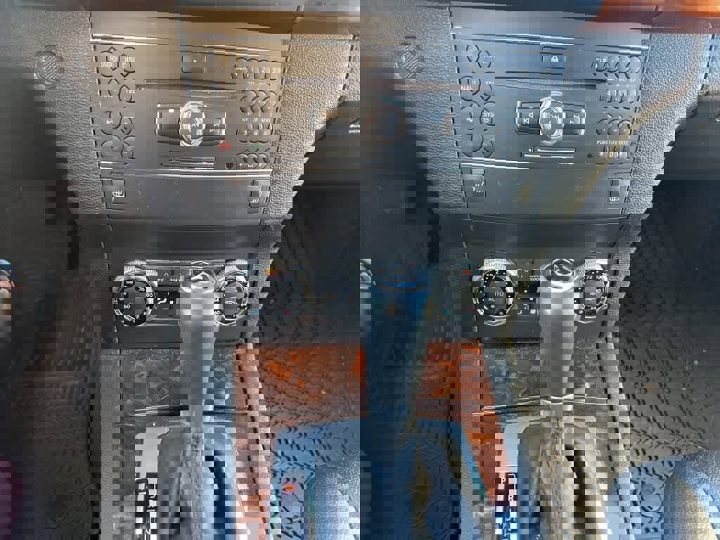 Used 2012 Mercedes-Benz GLK 350 2WD image 10