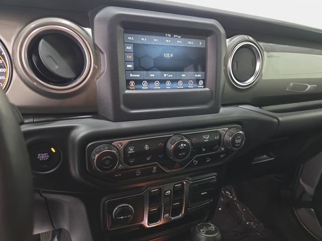 Used 2018 Jeep Wrangler Unlimited Sahara w/ Dual Top Group image 19