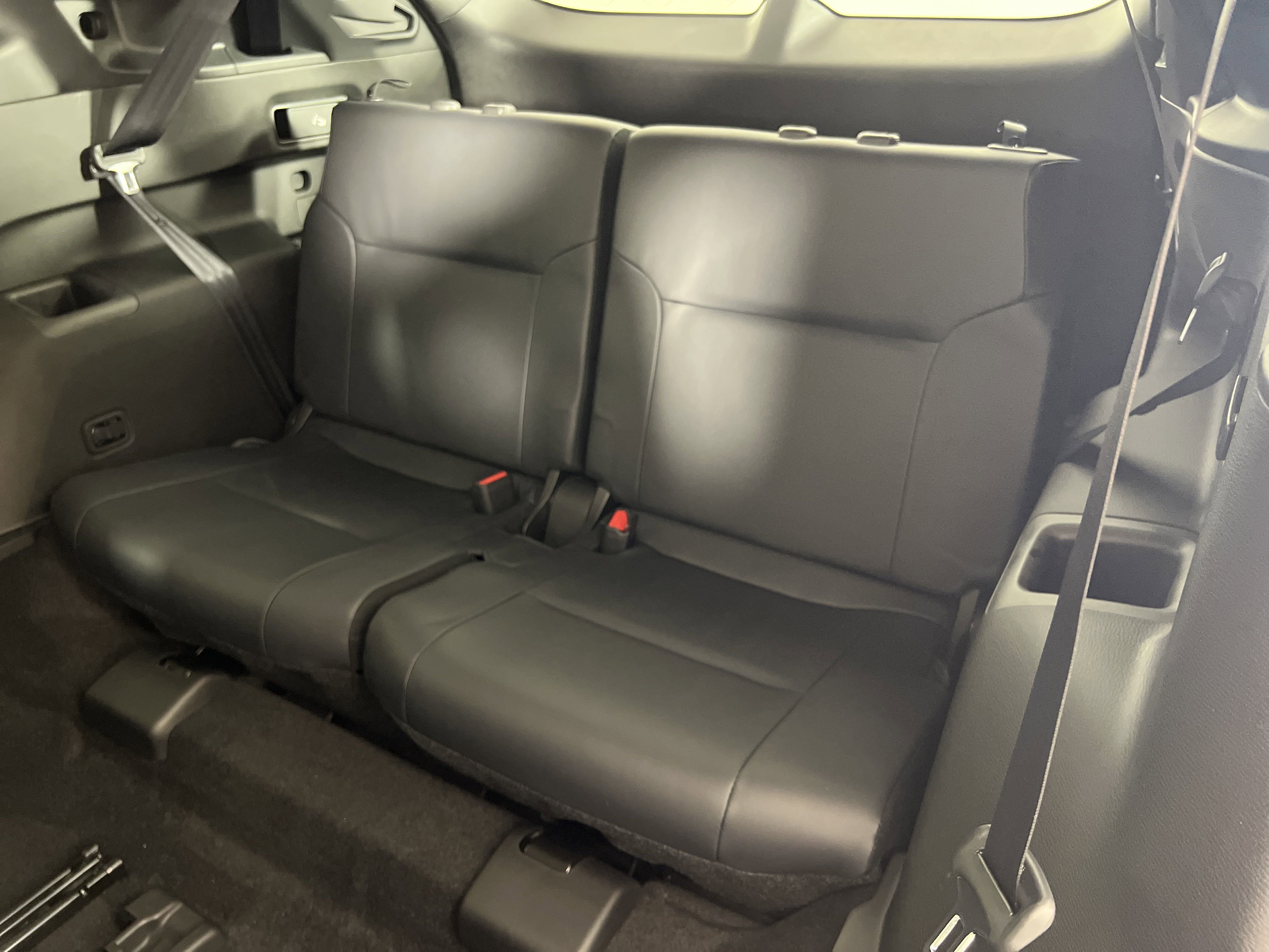 New 2025 Mitsubishi Outlander SE image 12