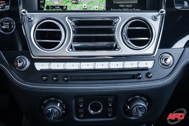 Used 2019 Rolls-Royce Wraith RWD image 20