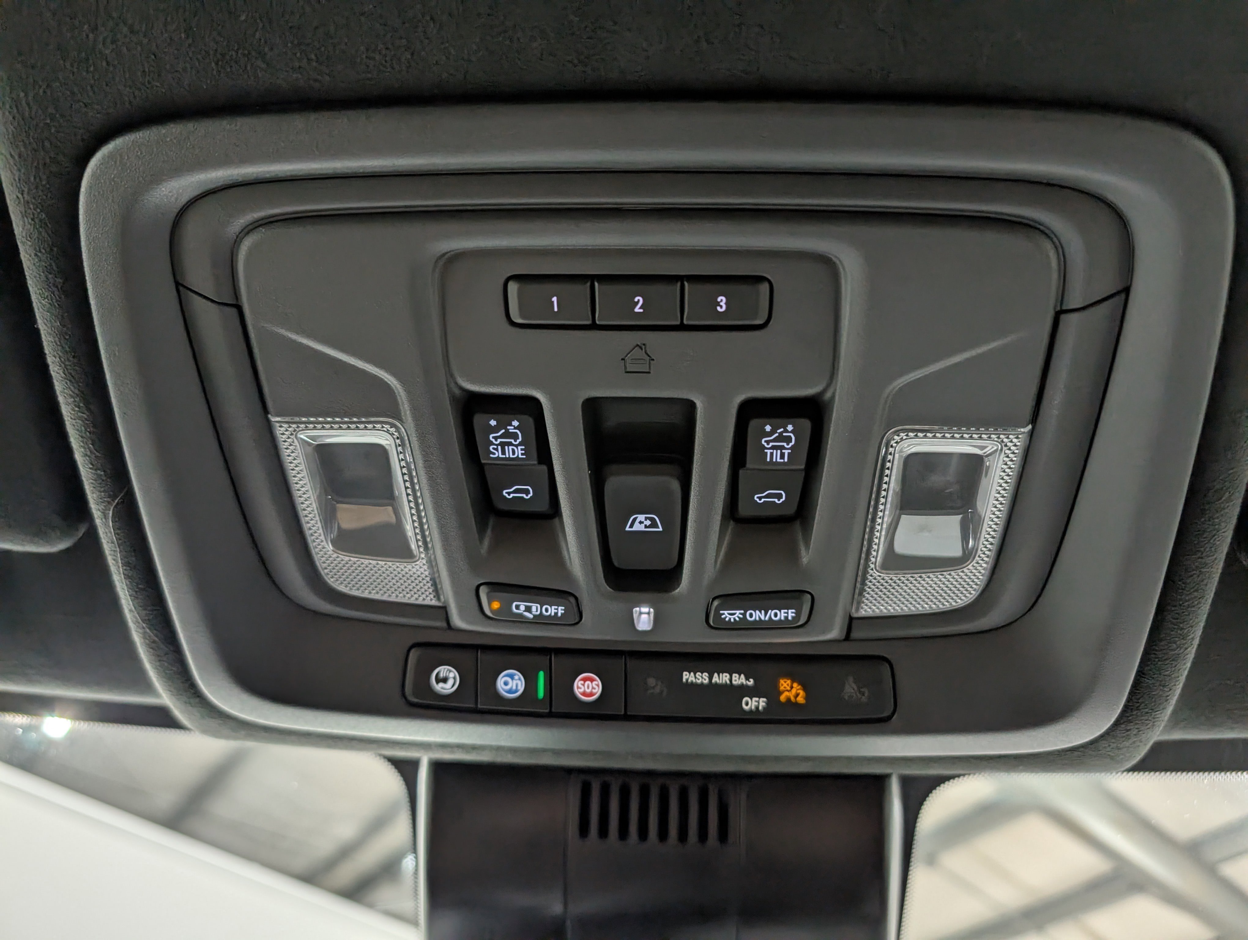 Used 2024 GMC Sierra 2500 Denali Ultimate AWD/4WD image 29