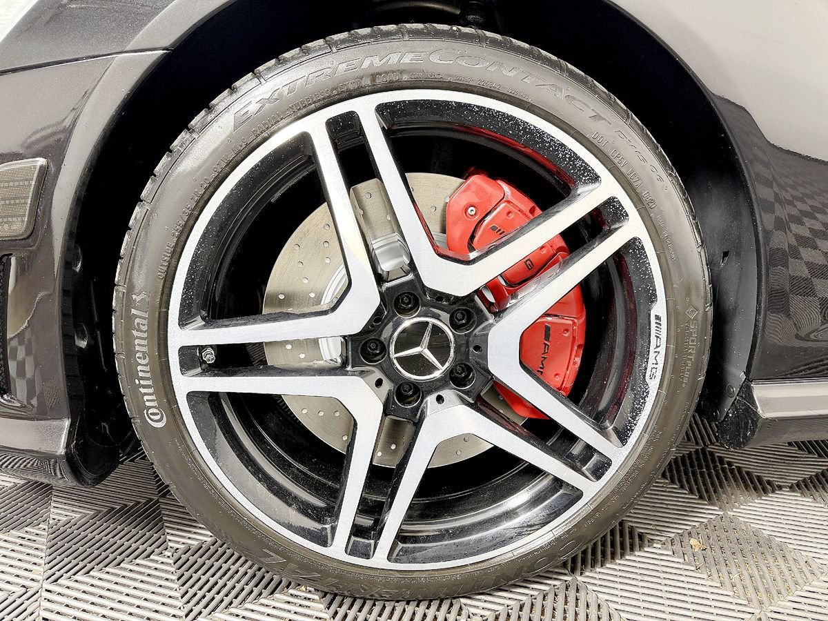 Used 2012 Mercedes-Benz S 63 AMG image 28
