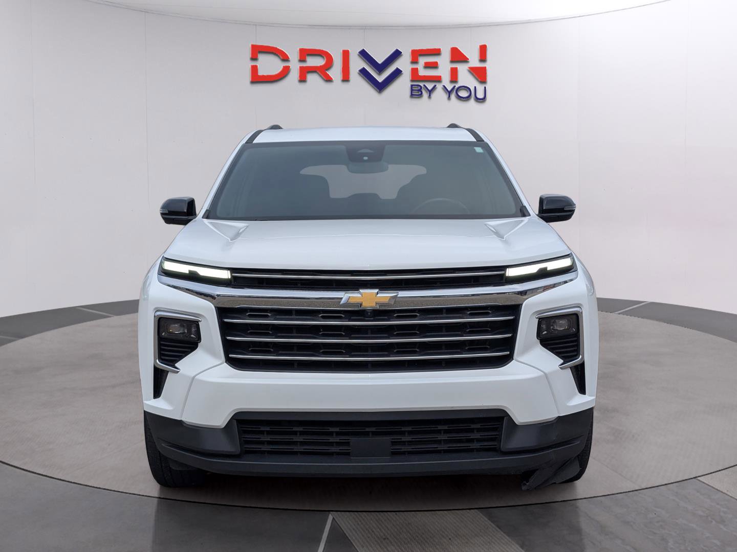 Used 2024 Chevrolet Traverse LT image 8