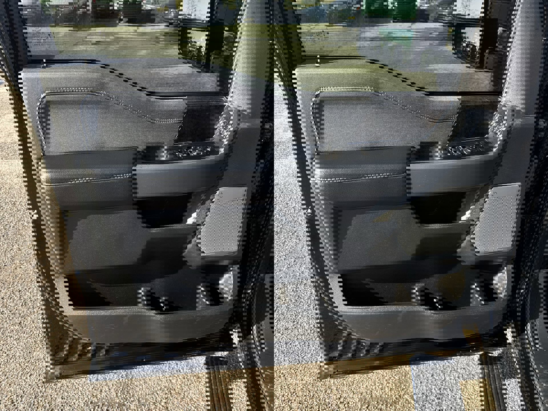 Used 2023 Ford F350 Lariat w/ Lariat Ultimate Package image 22