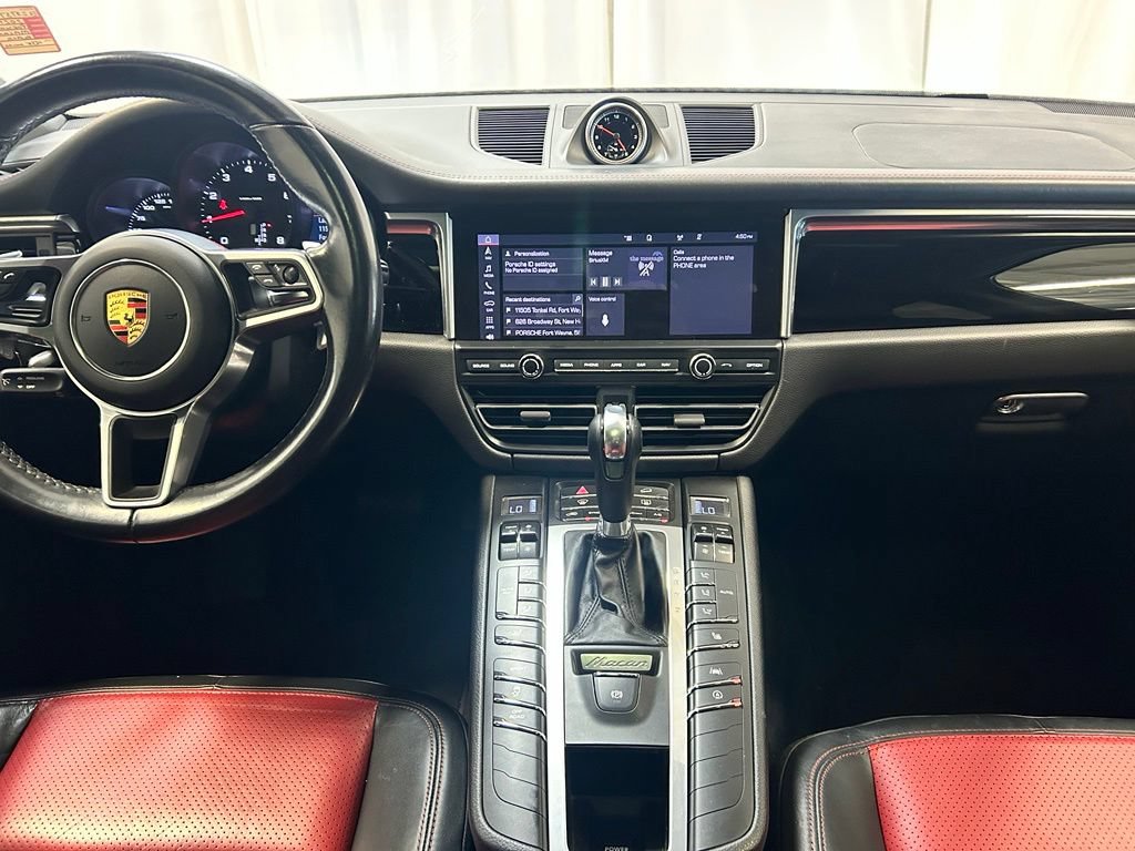 Certified 2021 Porsche Macan AWD/4WD image 15