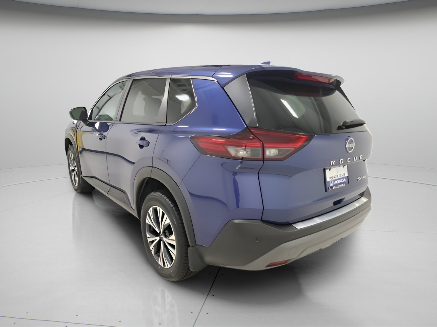 Used 2023 Nissan Rogue SV AWD/4WD image 5