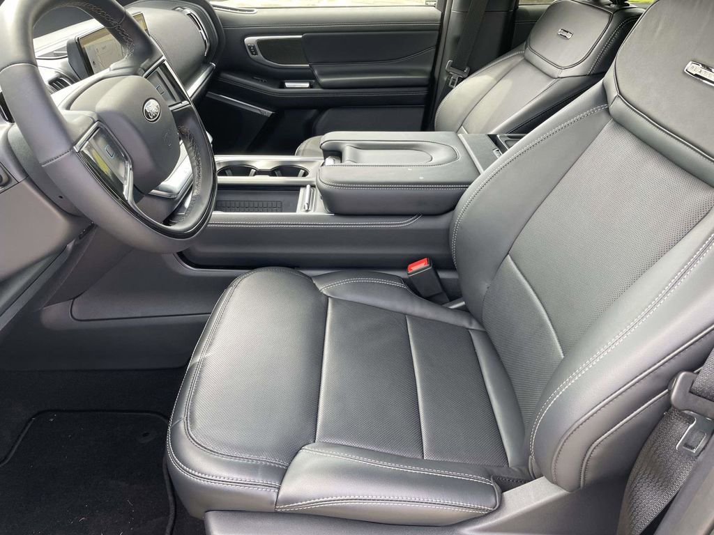 New 2025 Ford Expedition Platinum w/ Stealth Appearance Package image 13