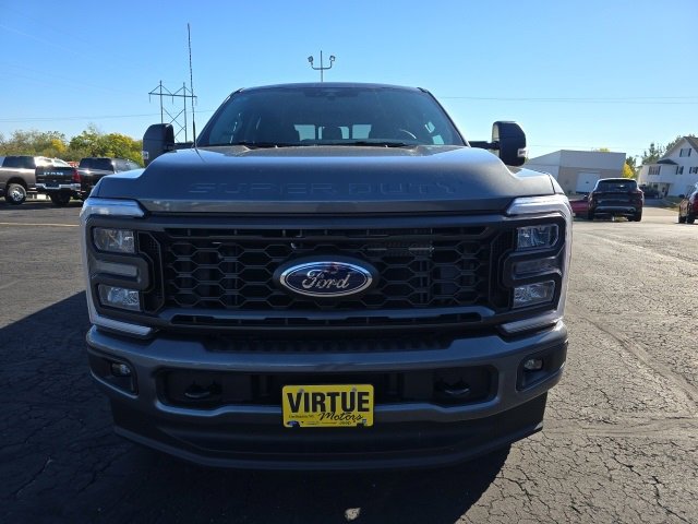 New 2026 Ford F250 4x4 Crew Cab Super Duty image 2
