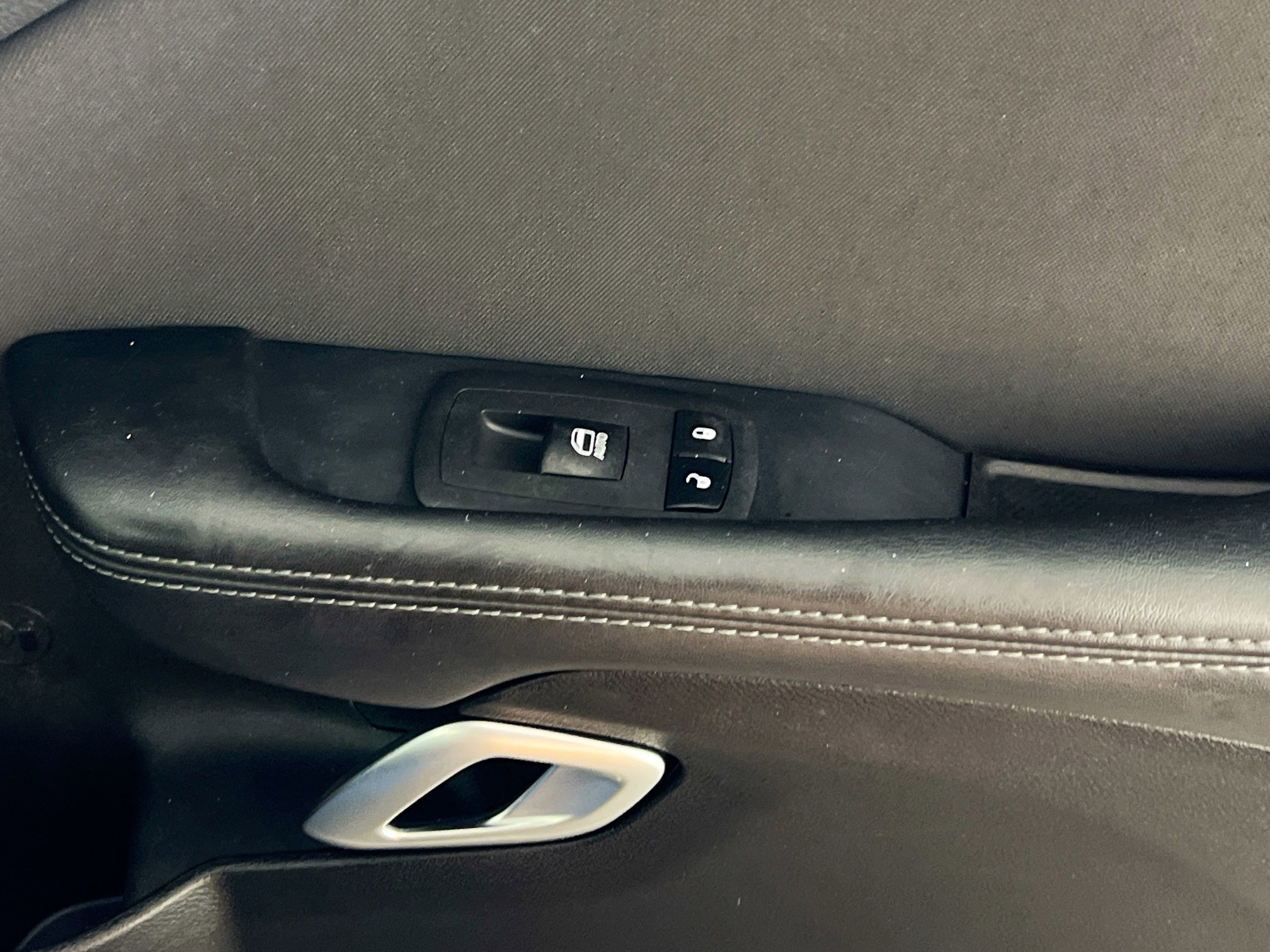 Used 2023 Dodge Challenger SXT w/ Blacktop Package image 32