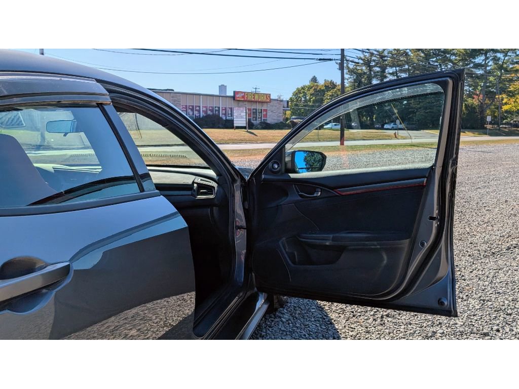 Used 2018 Honda Civic Type R image 11