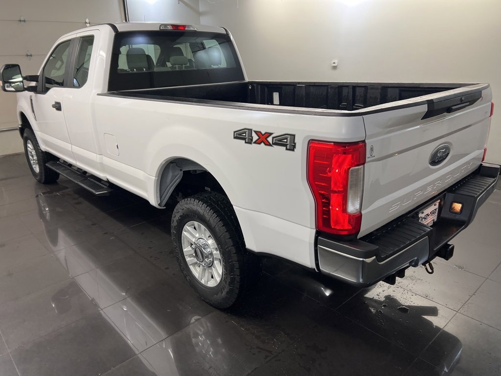 Used 2018 Ford F250 XL w/ STX Appearance Package image 4