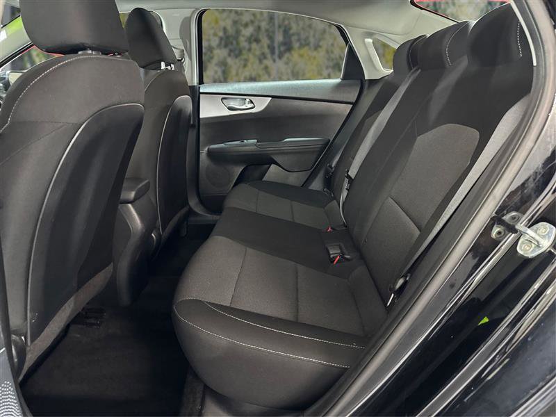 Used 2022 Kia Forte LXS image 10