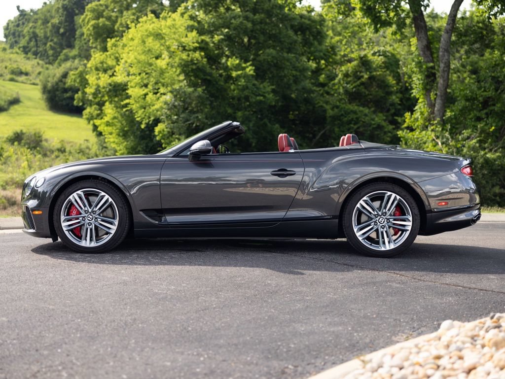 Certified 2023 Bentley Continental GT V8 AWD/4WD image 7