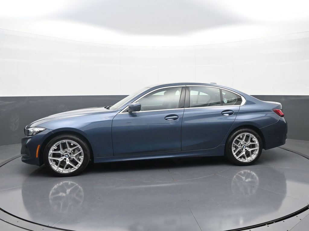 Used 2025 BMW 330i xDrive Sedan image 4