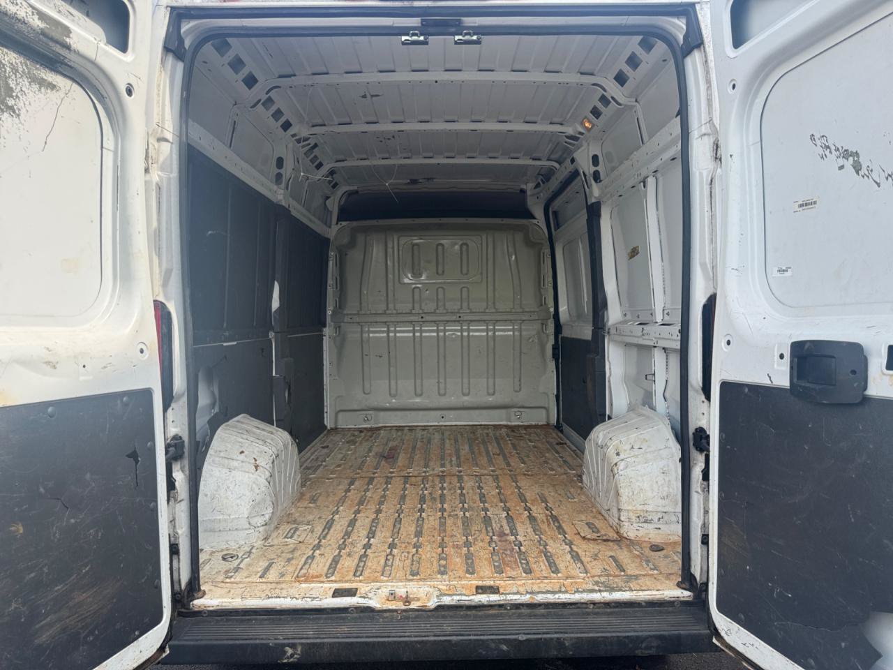 Used 2019 RAM ProMaster 2500 FWD image 16