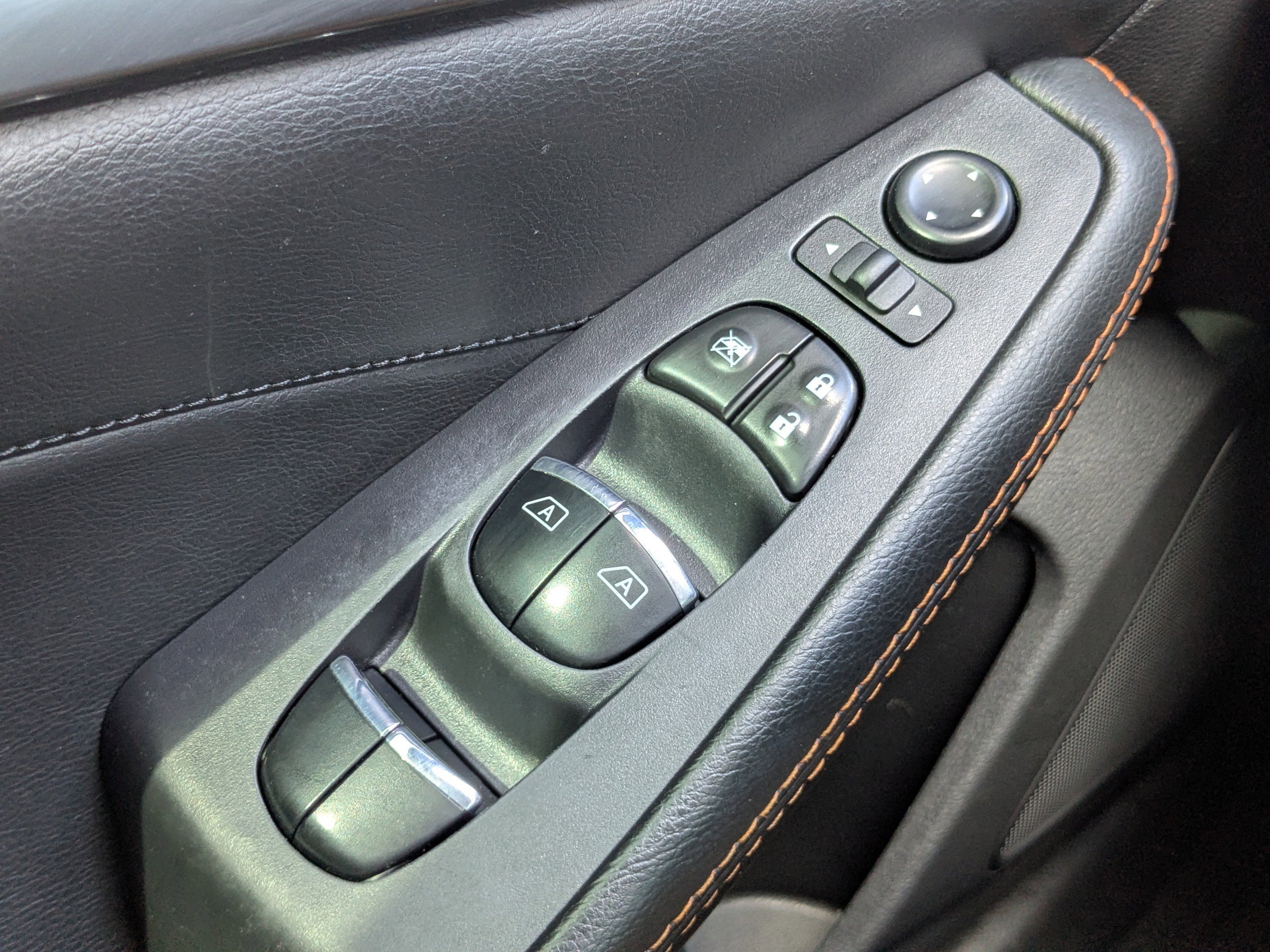 Used 2023 Nissan Maxima SR w/ Sport Mat Group image 24