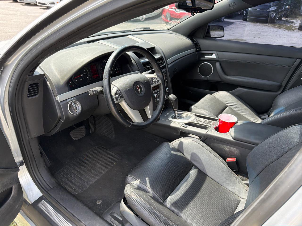 Used 2009 Pontiac G8 GT w/ Premium Package RWD image 7