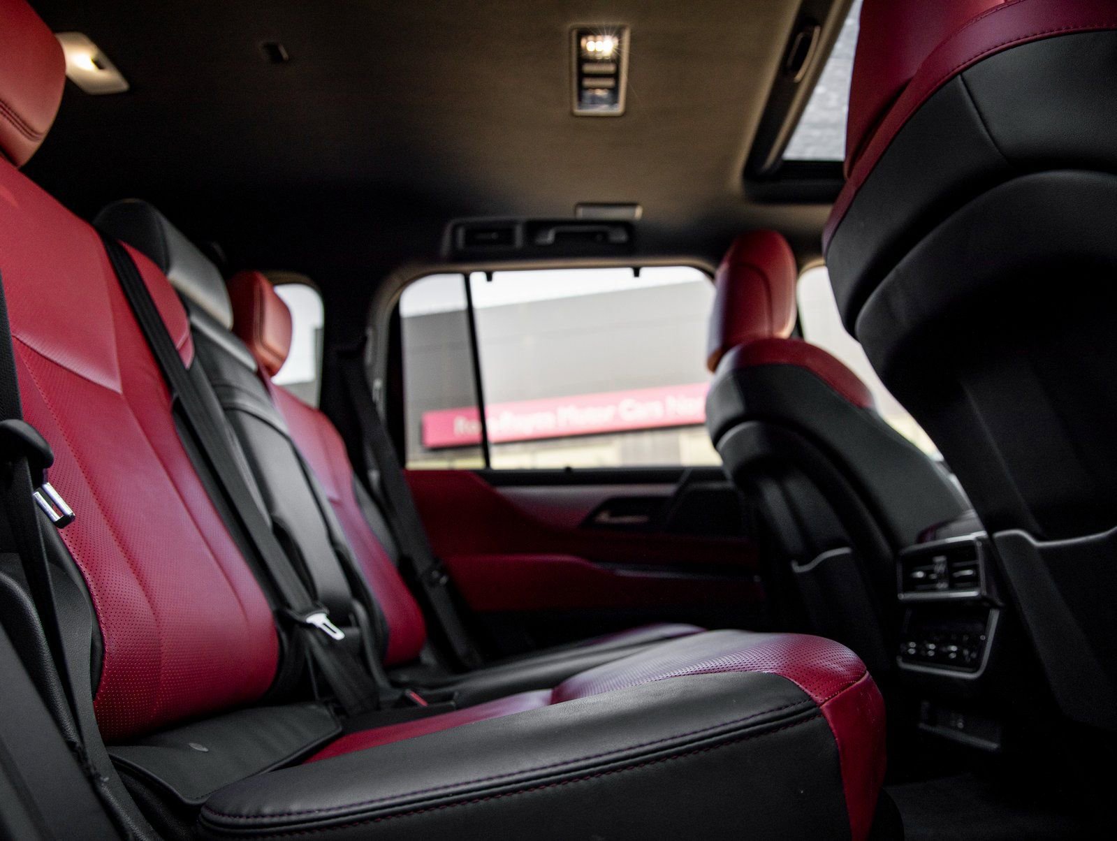 Used 2022 Lexus LX 600 F Sport w/ Accessory Package (Z1) image 40