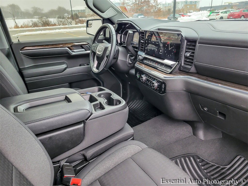 Used 2024 GMC Sierra 1500 Elevation image 33
