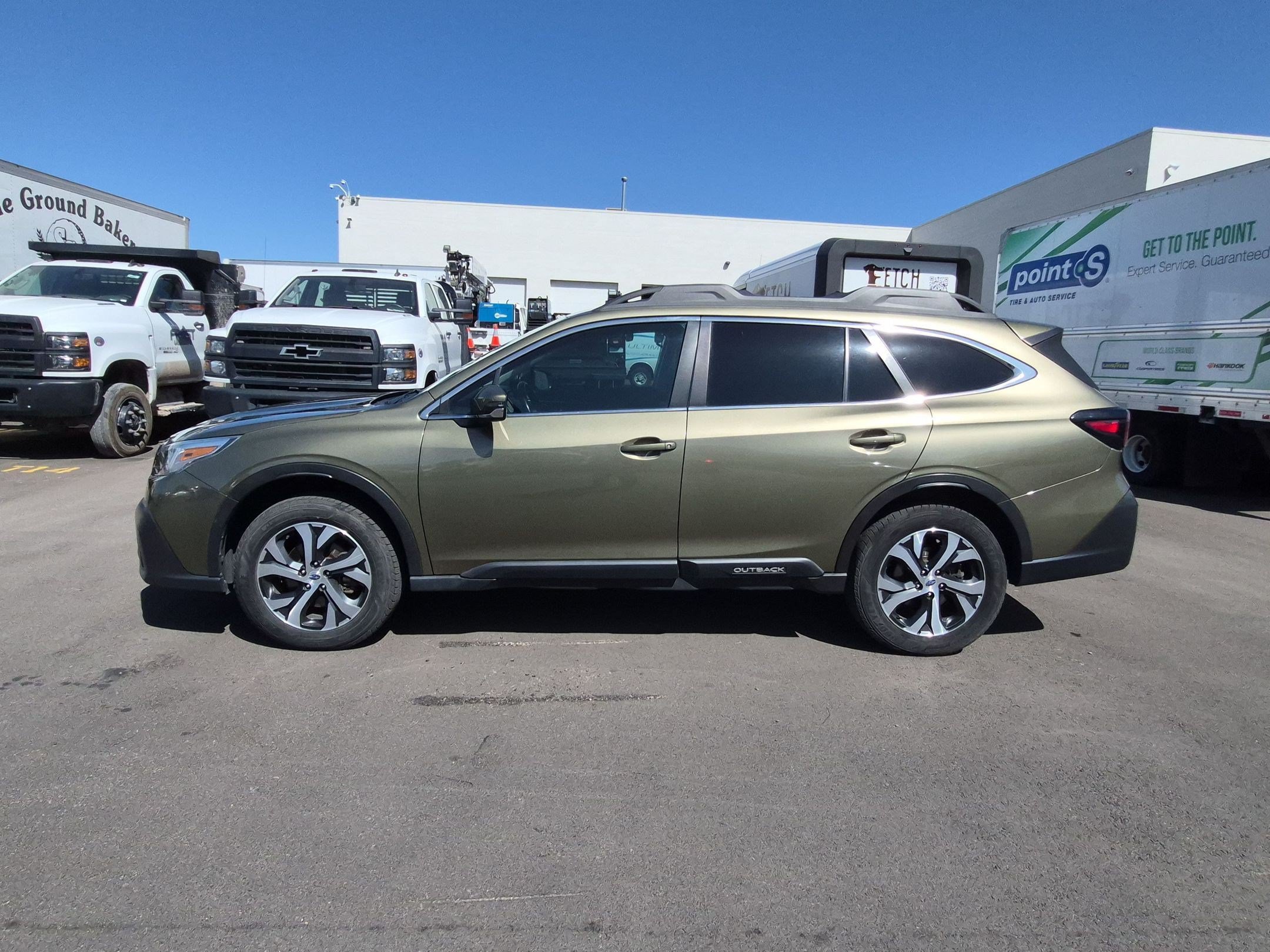 Used 2022 Subaru Outback Limited AWD/4WD image 3