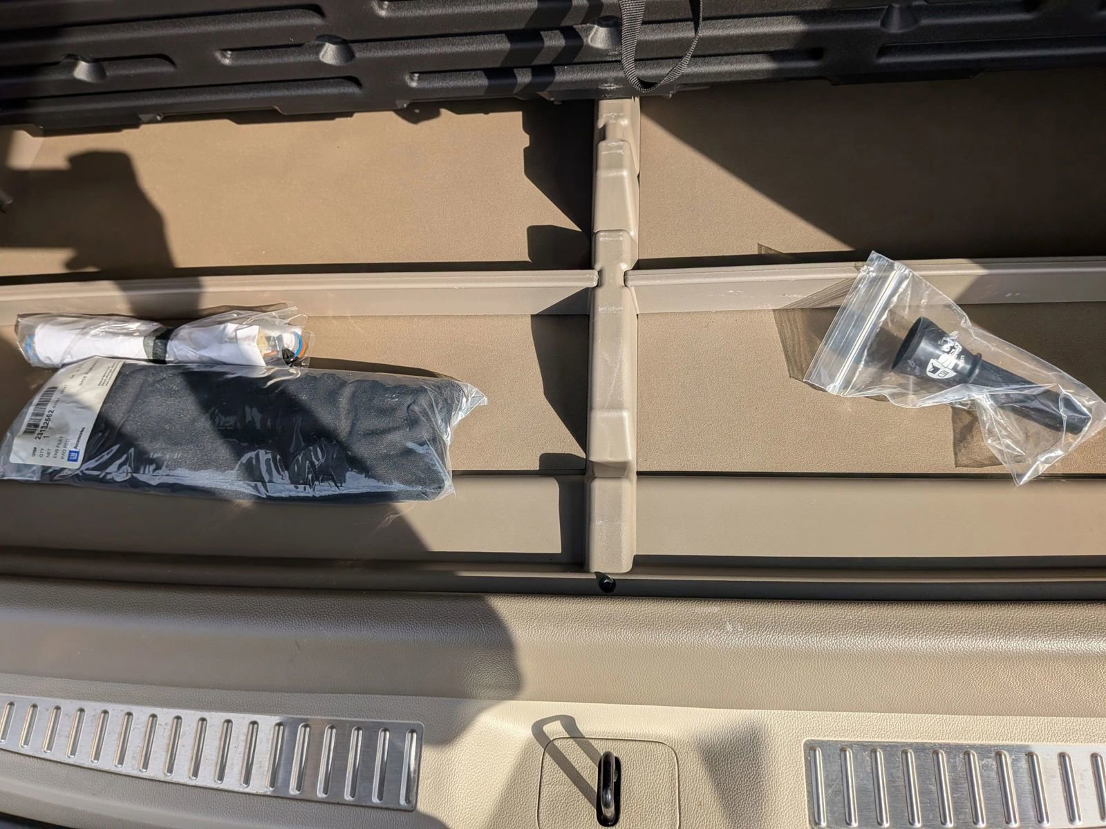 Used 2016 Cadillac Escalade ESV Luxury image 45