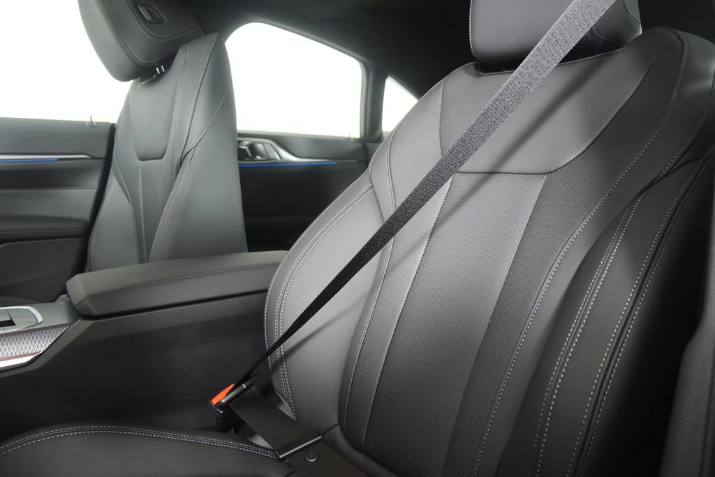 New 2026 BMW i4 eDrive40 image 11