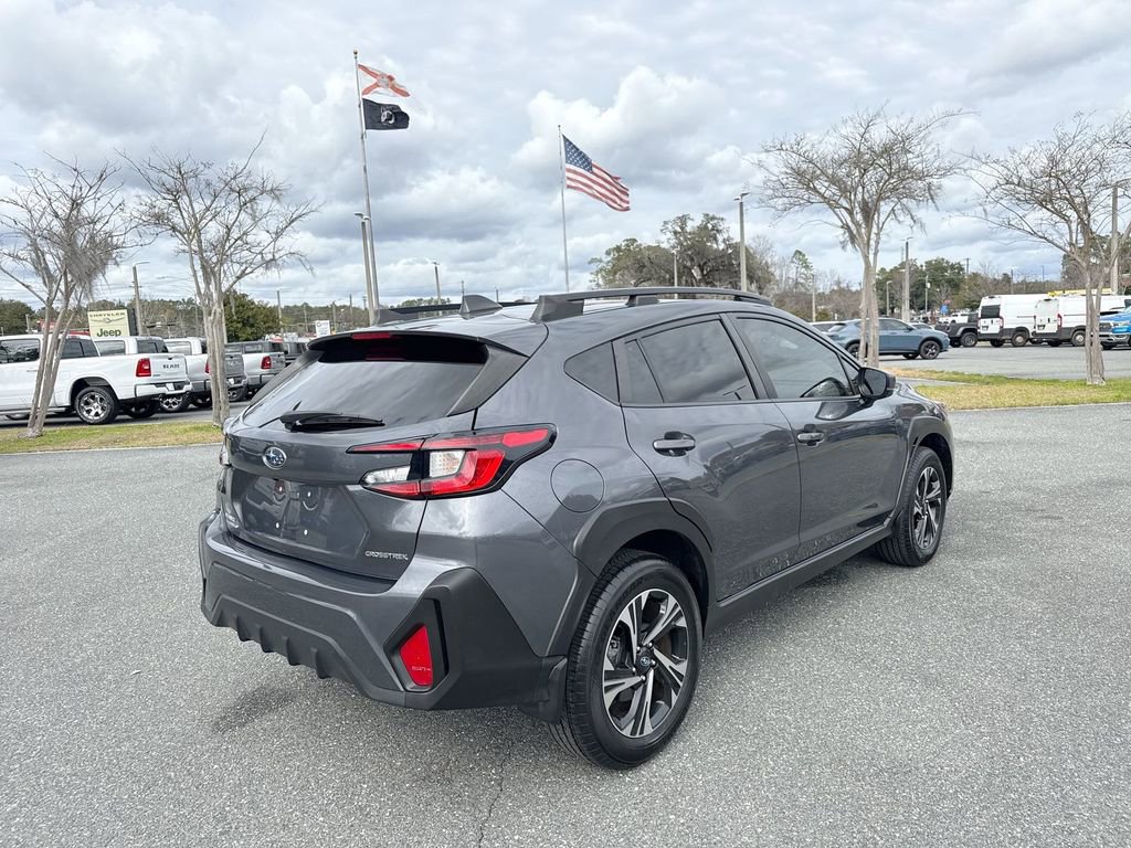 Used 2024 Subaru Crosstrek 2.0i Premium image 3