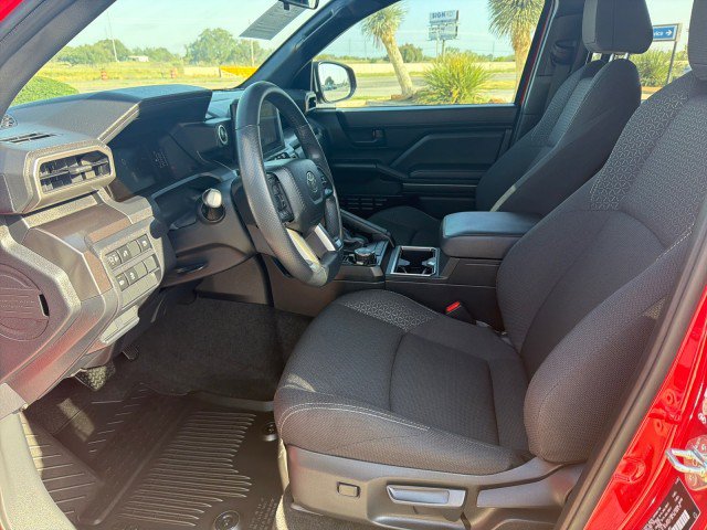 Used 2026 Toyota 4Runner SR5 AWD/4WD image 5
