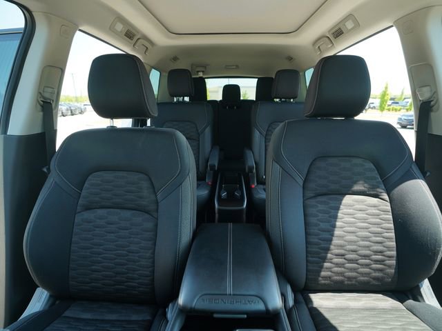 Used 2022 Nissan Pathfinder SV w/ SV Premium Package image 36