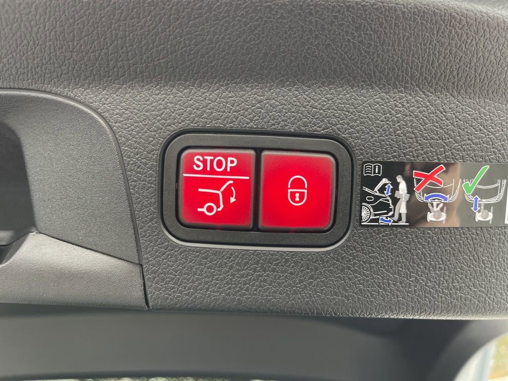 New 2026 Mercedes-Benz GLE 450 4MATIC Coupe image 27