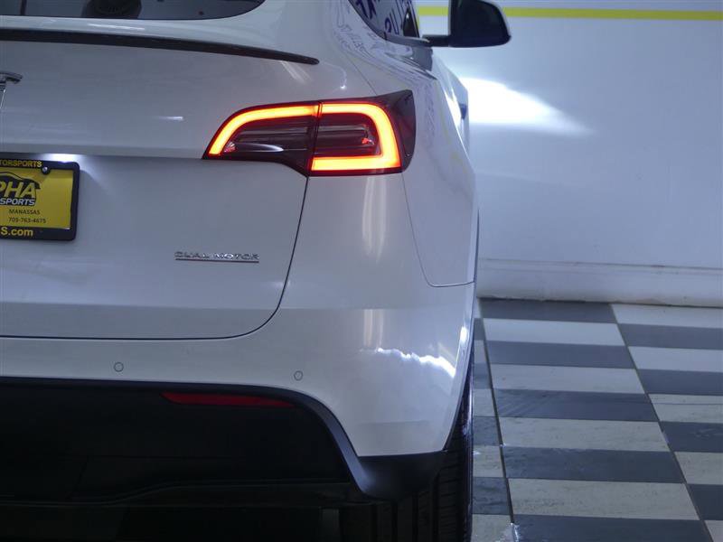 Used 2022 Tesla Model Y Performance AWD/4WD image 29