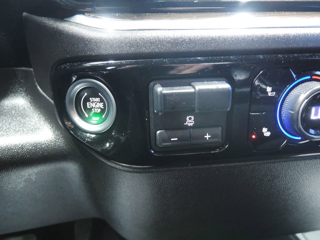 Used 2025 Chevrolet Silverado 1500 LT image 21