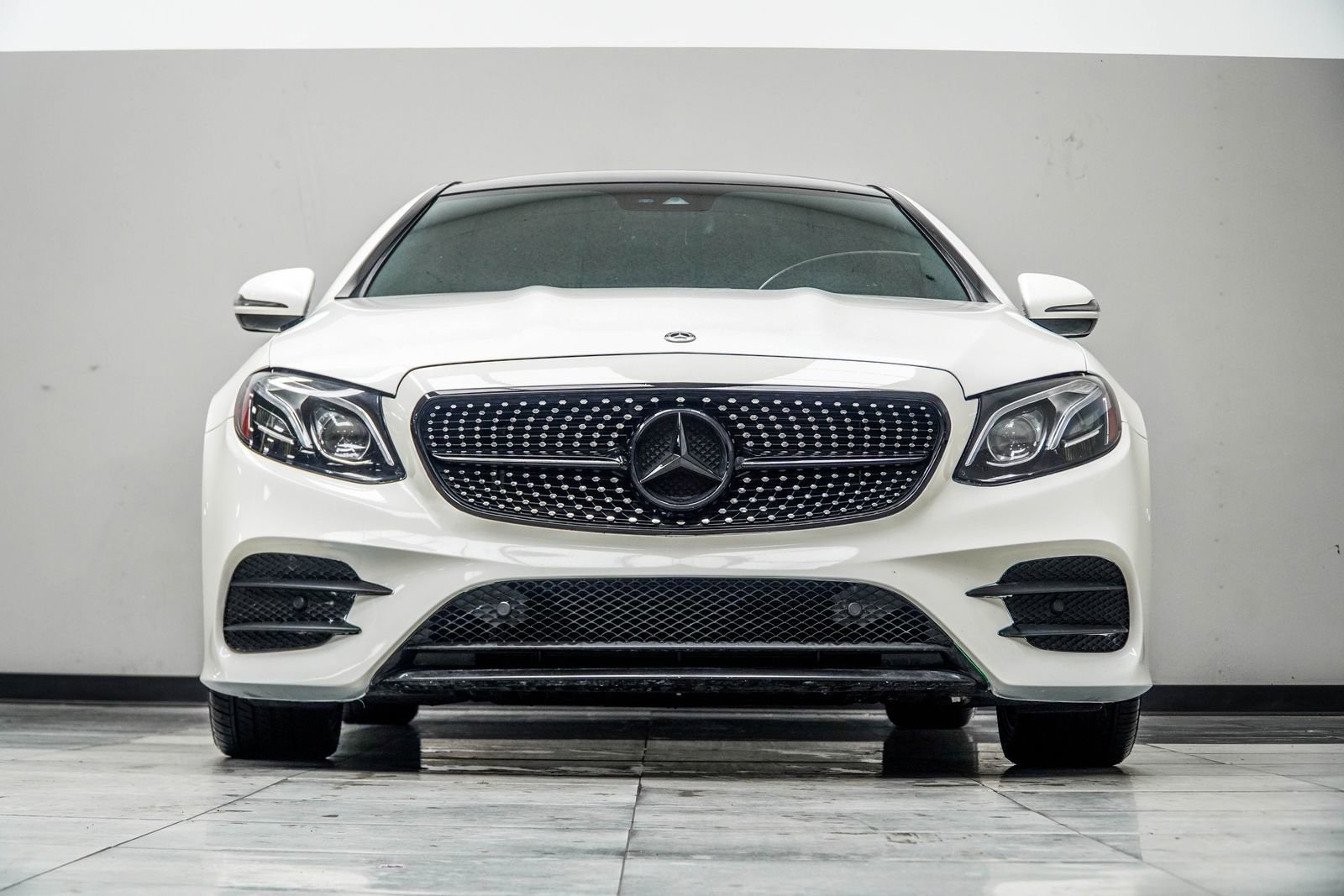 Used 2018 Mercedes-Benz E 400 4MATIC Coupe w/ Premium 2 Package image 8