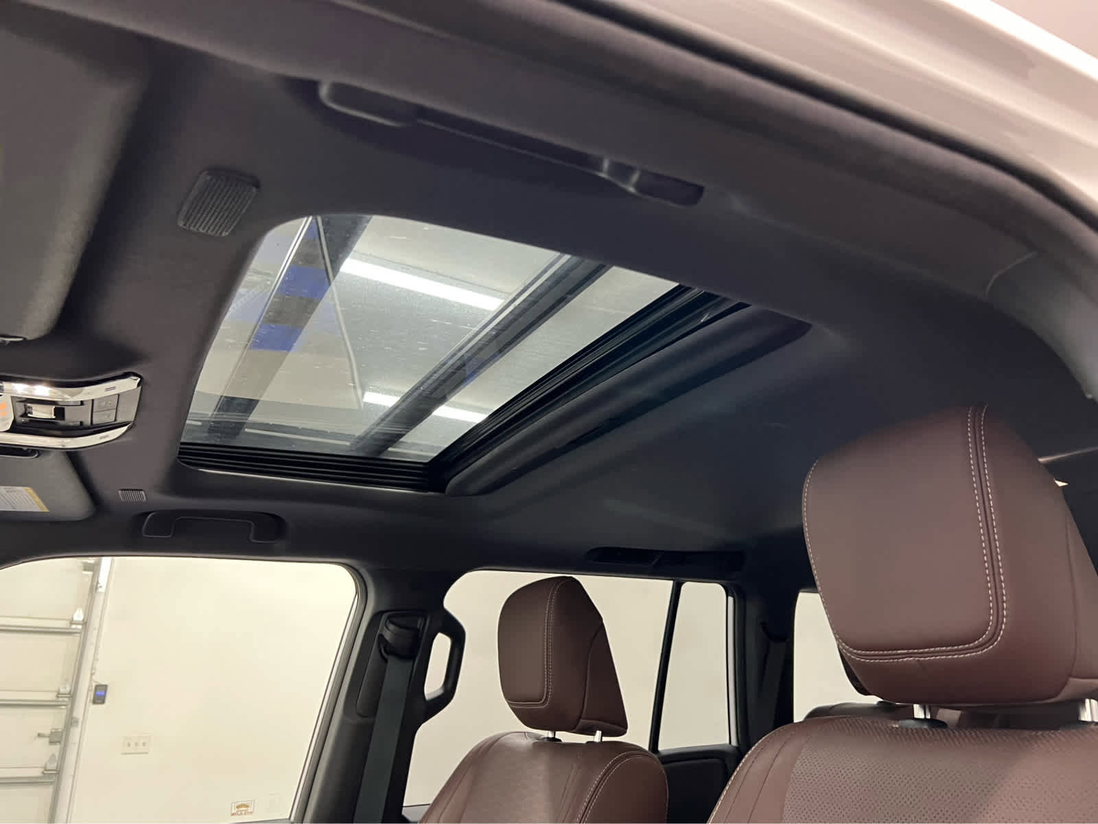 Used 2025 Toyota Land Cruiser image 27