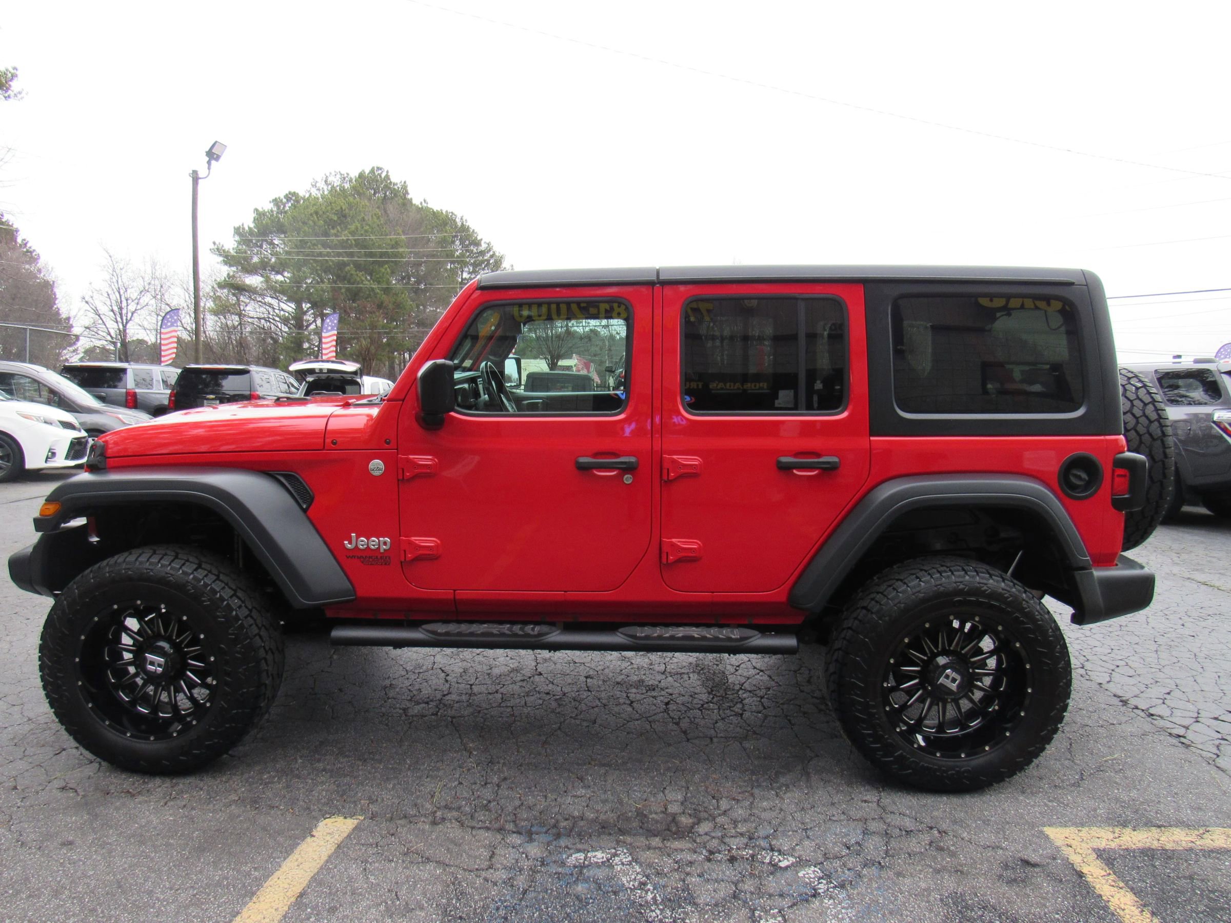 Used 2019 Jeep Wrangler Unlimited Sport S AWD/4WD image 3
