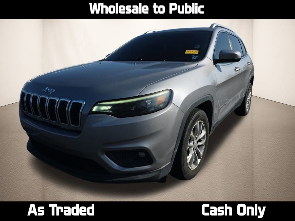 Used 2019 Jeep Cherokee Latitude w/ Popular Appearance Group