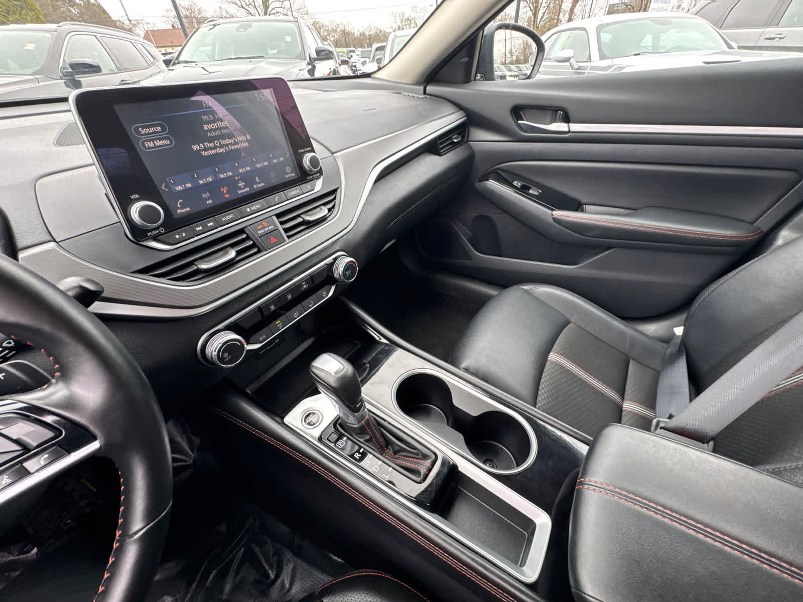 Used 2025 Nissan Altima 2.5 SR image 21