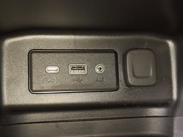 Certified 2024 Chevrolet Equinox LT w/ LPO, Floor Liner Package image 24